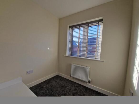 Bedroom 3/Study
