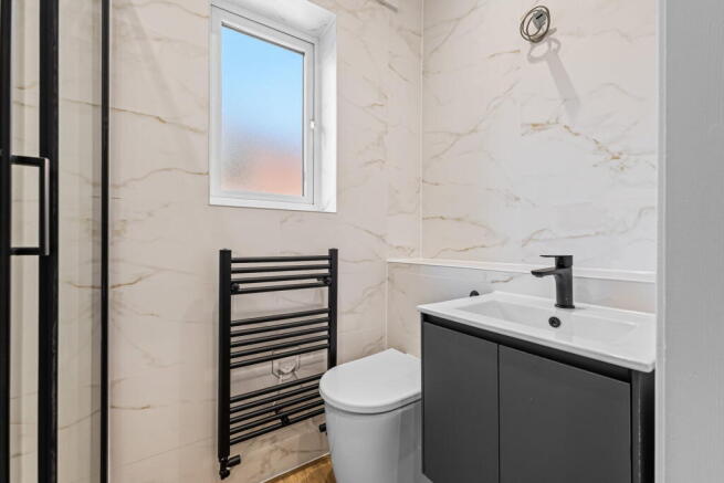 3 bed Terraced for sale Image 11