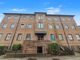 5, Sumner House, Mendy Street, High Wycombe HP11 2FF