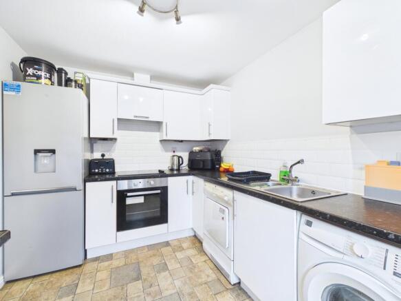 CAM01909G0-PR0478-STILL002