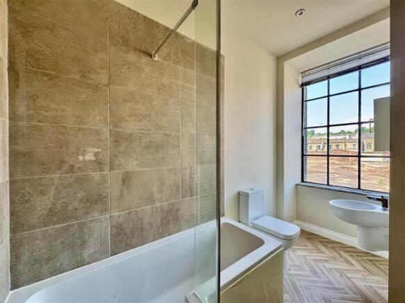 1 bed Apartment to rent Image 4