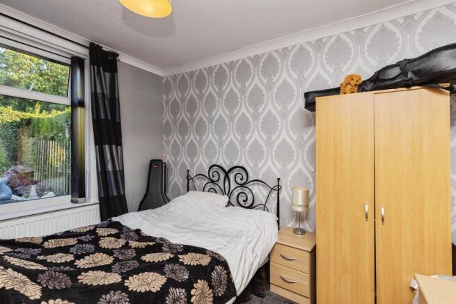 2 bed Semi-Detached Bungalow for sale Image 11