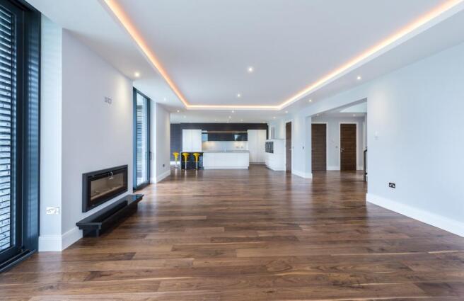 lounge (Email)