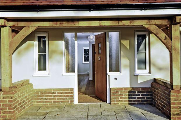 ENTRANCE PORCH