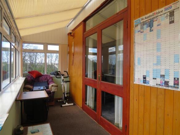 Entrance Porch: