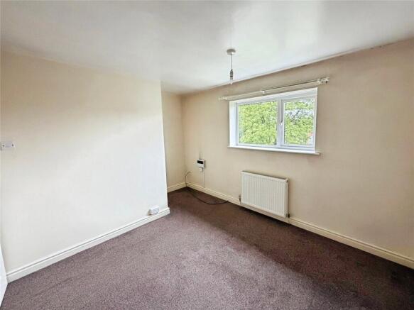 3 bed Terraced for sale Image 5