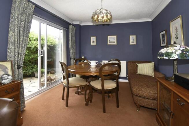 Lounge and dining room