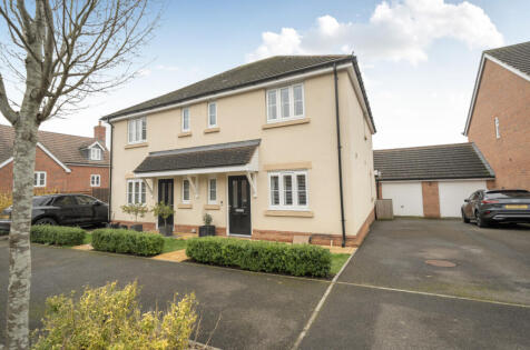 Rowden Way, Alton, Hampshire, GU34