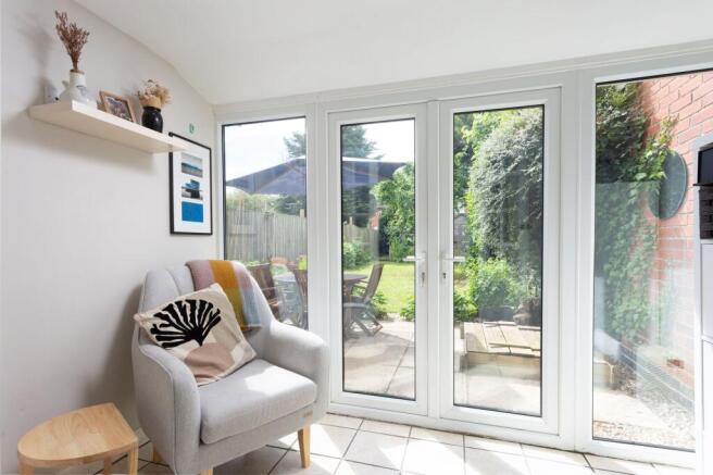 2 bed Terraced for sale Image 6
