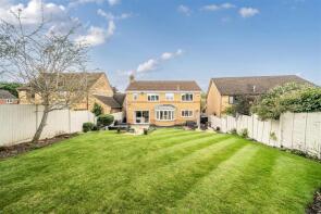 4, Acorn Way, Towcester NN12 8DQ