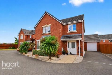 Pendragon Grove, Newport