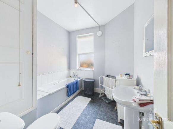 3 bed Semi-Detached for sale Image 6