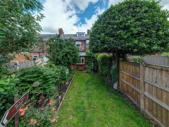 April Cottage, Reddish Lane, Lymm, WA13 9RU photo 4