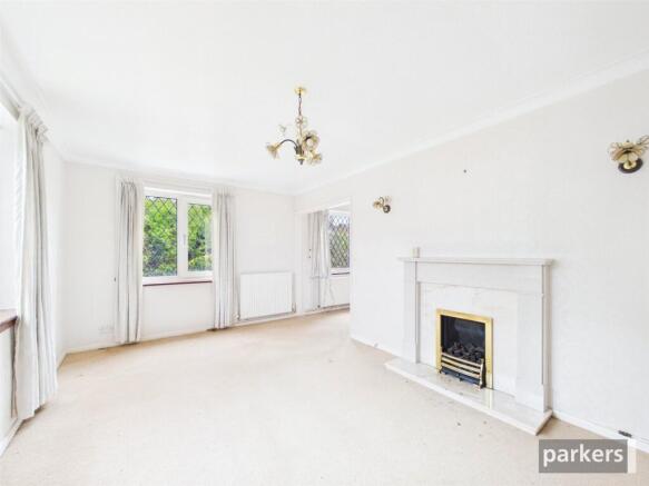Longfield Road, Twyford, Reading, Berkshire, RG10 photo 4