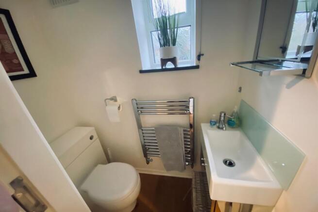 Cloakroom/WC