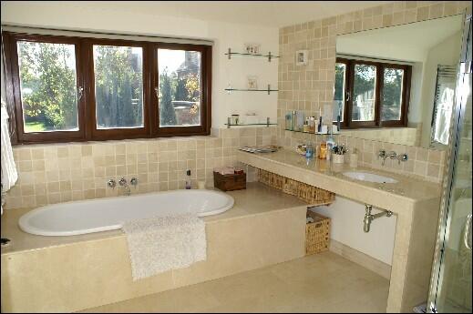 En suite bathroom