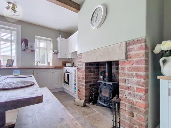 2 bed Cottage for sale Image 9