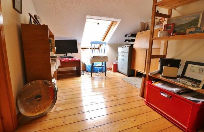 Photo 18