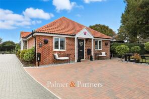 6, Foots Farm Lane, Clacton-on-sea CO15 4BN