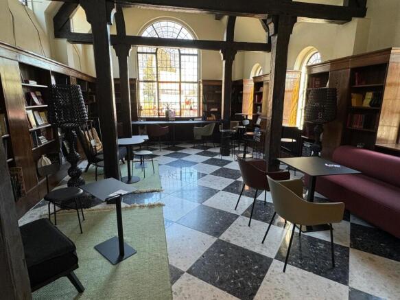 1 bed Flat to rent Image 9