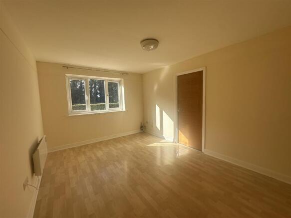 Room 2.jpeg