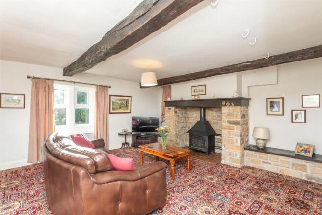 House in Brampton, Waterhead - More