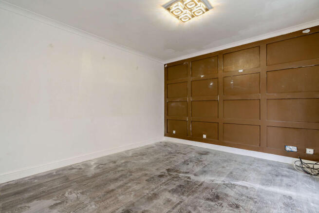 3 bed Terraced for sale Image 5