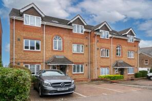 Flat 3, 17 Ranmore House, St Johns Terrace Road, Redhill RH1 6HS
