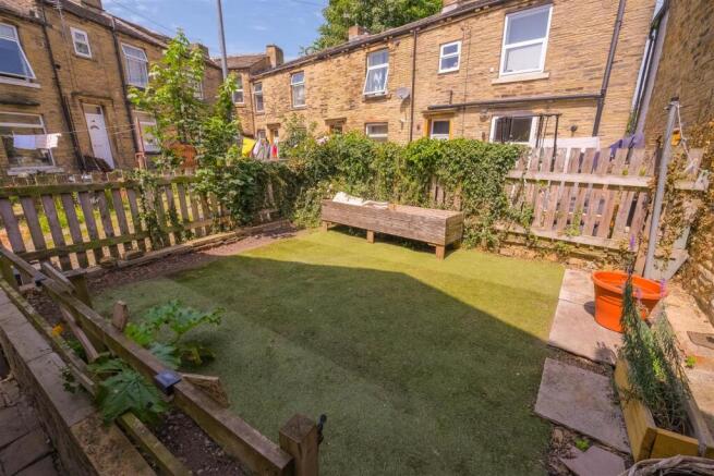 2 bed House for sale Image 9