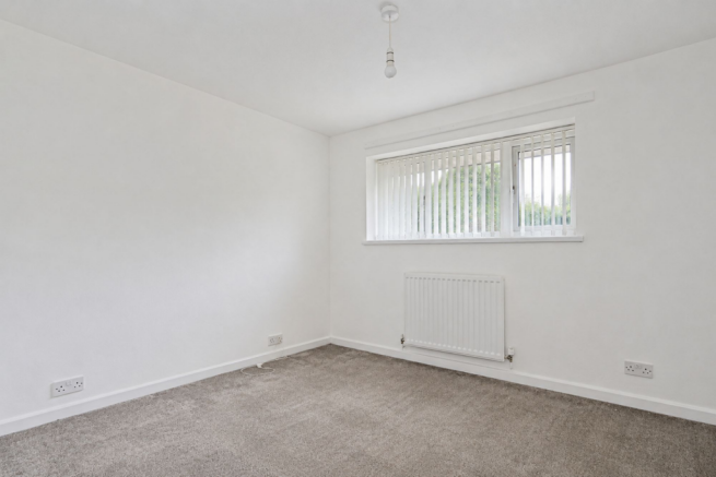 3 bed Semi-Detached for sale Image 9