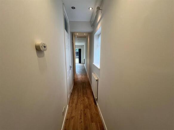 Hallway.jpg