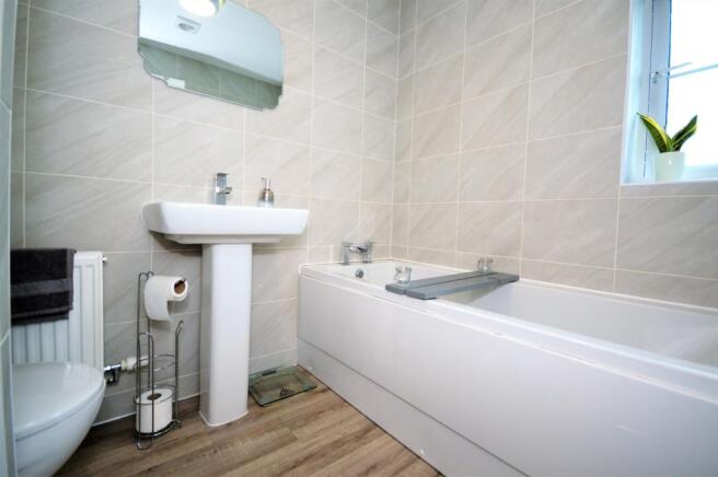 Smyth Lane, Pontefract (6)Bathroom