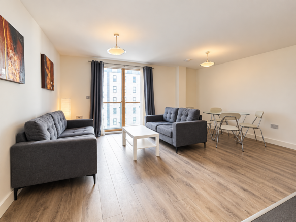 2 bedroom Flat for rent