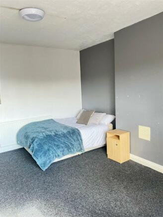 4 bed House Share for sale Image 4