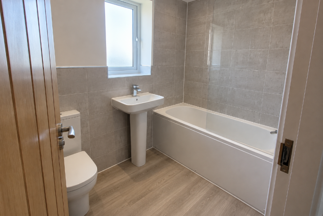 3 bed Semi-Detached for sale Image 5