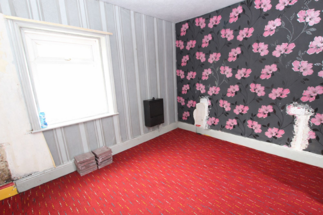 2 bed Terraced for sale Image 8