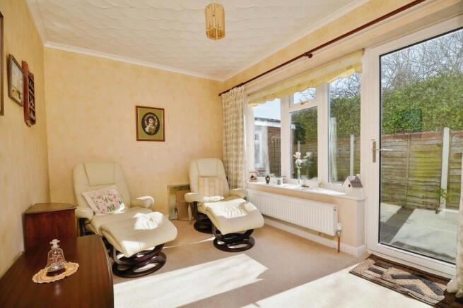 2 bed Detached Bungalow for sale Image 12