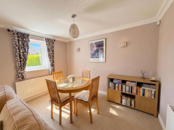 3 bed Terraced for sale Image 10
