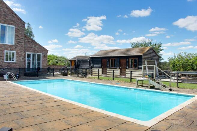 Outdoor Swimming Pool