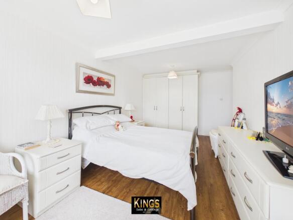 3 bed Detached for sale Image 11