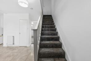 Flat 6, Coram House, Wood Street, Chiswick, London W4 2JW