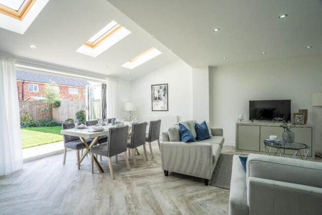 4 bed Detached for sale Image 6