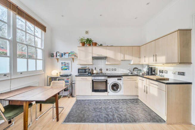 1419111-11-69b43e...