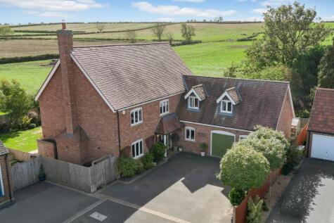 Normanton Court, Bottesford, NG13