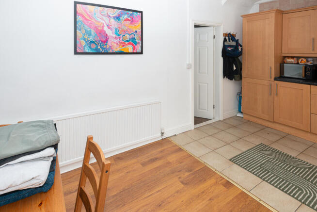 2 bed Terraced for sale Image 7