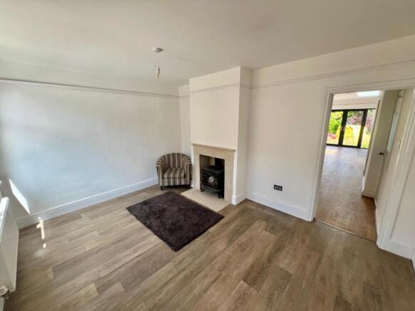 35 Upper Poole Road - Lounge.jpg