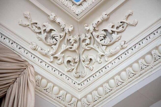 Cornice