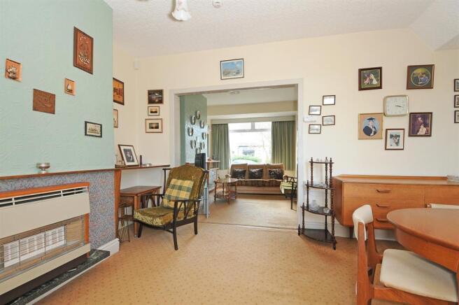 Lounge / Dining Room