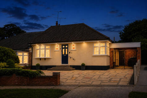 Fairmeade Avenue, Daws Heath