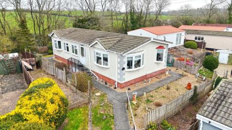 Mill Farm Park, Bulkington, CV12